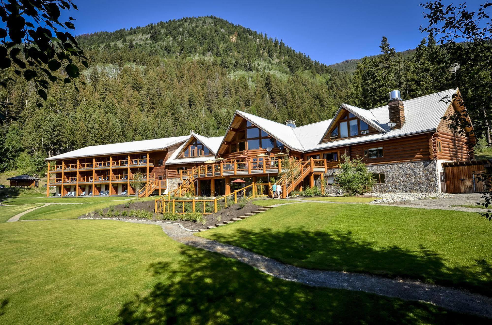 Tyax Lodge & Heliskiing ウィスラー エクステリア 写真
